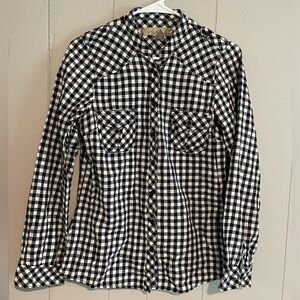 Women’s Plaid Button Up